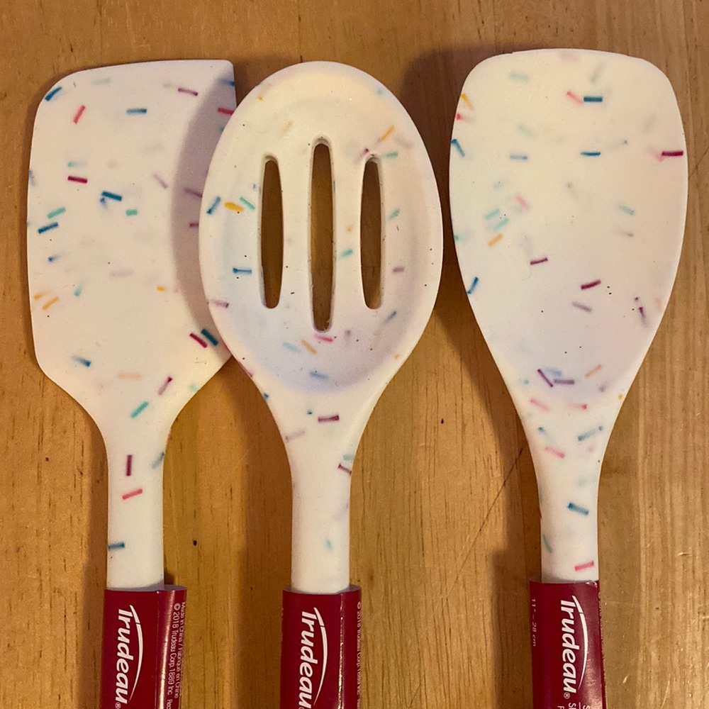 Sprinkle Kitchen Utensils